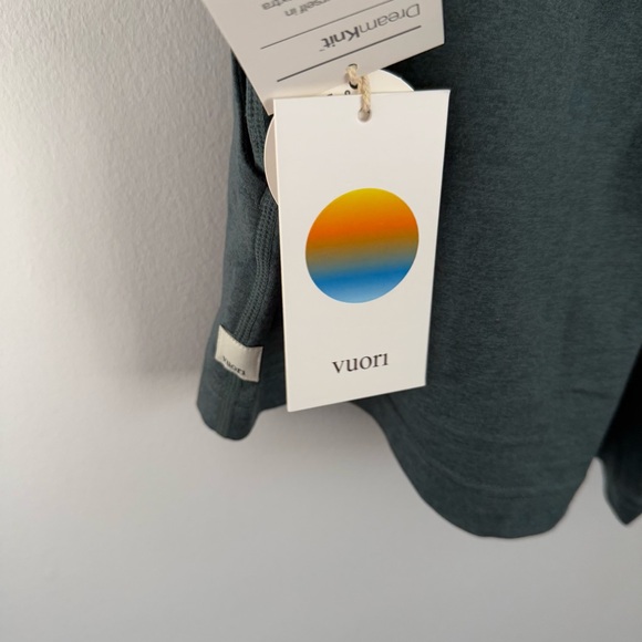 Vuori Large NEW Halo Performance Shorts Stone Heather - Picture 3 of 7